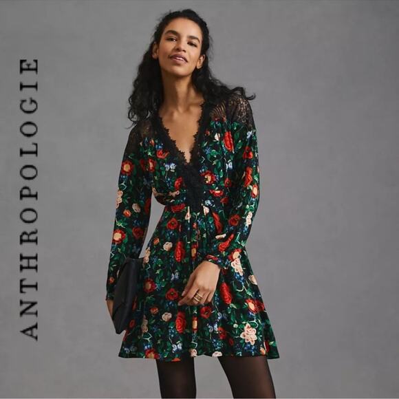 NWT Anthropologie Lacy V-Neck Mini Dress in Black Floral Motif Women’s Size 14 - Picture 1 of 16